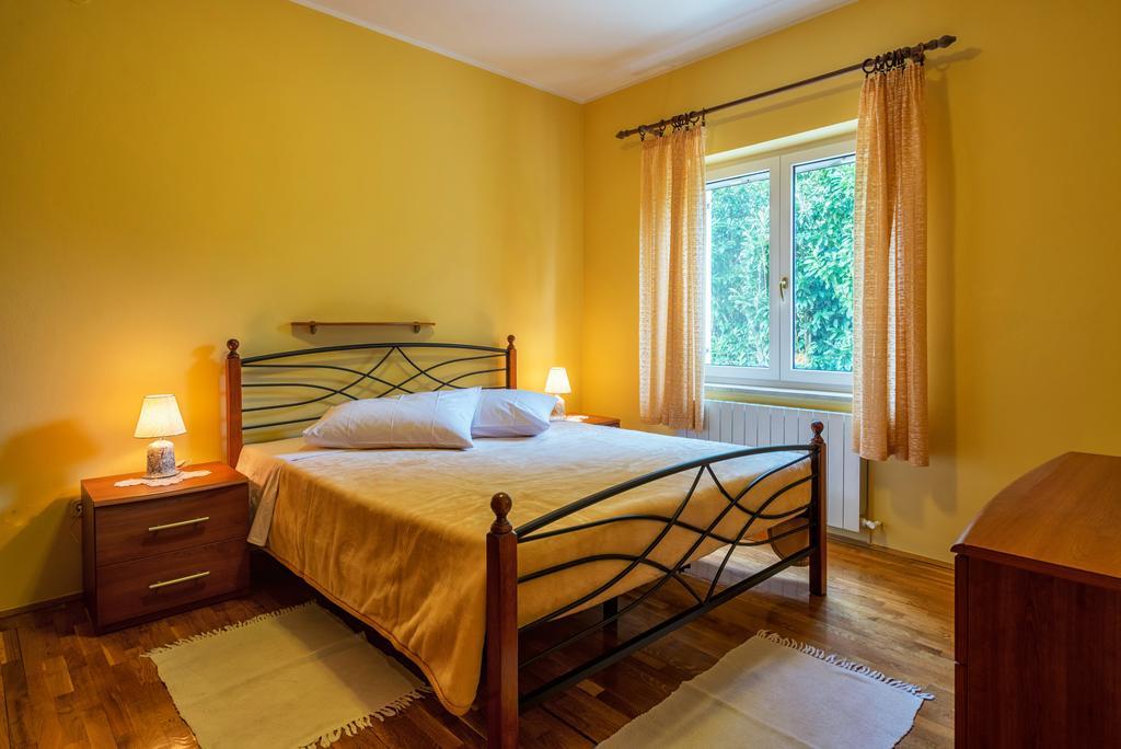Apartment Majoran Pula Extérieur photo